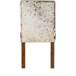 Chaise en peau de vache | Acacia Savage