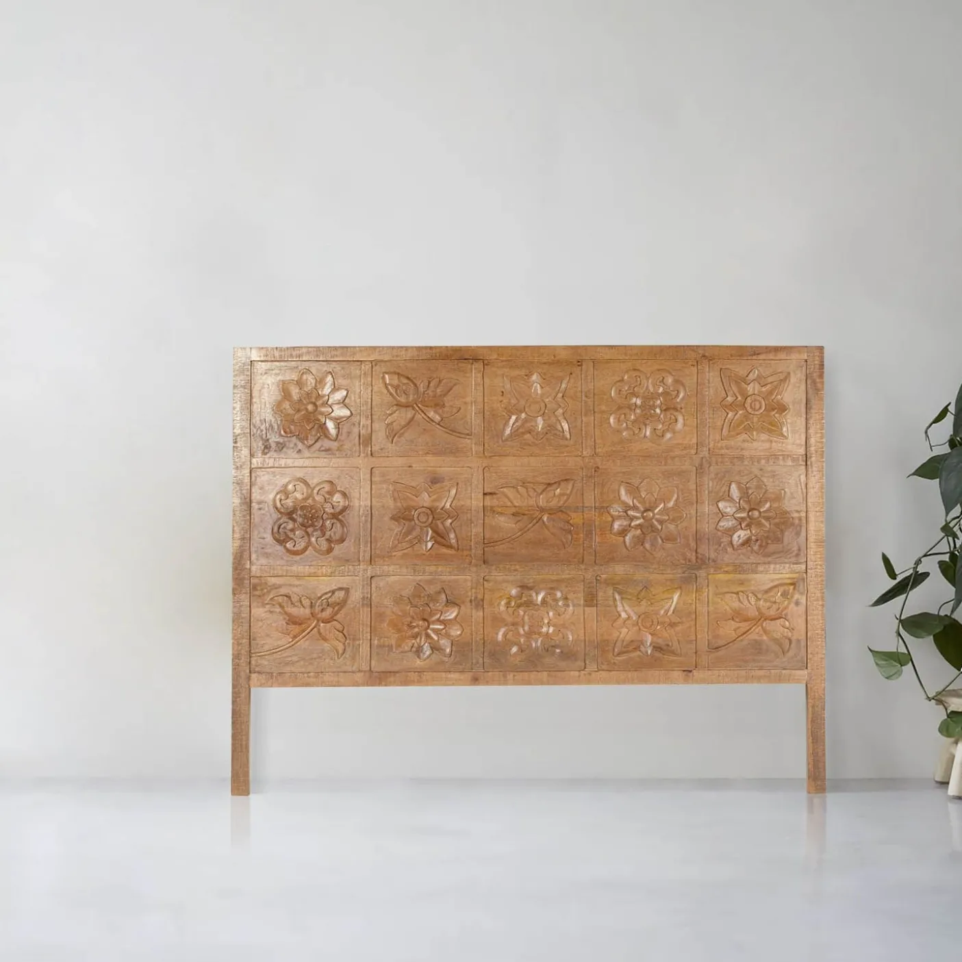Tête de lit queen size sculptée 160 cm en bois massif manguier - Sculture